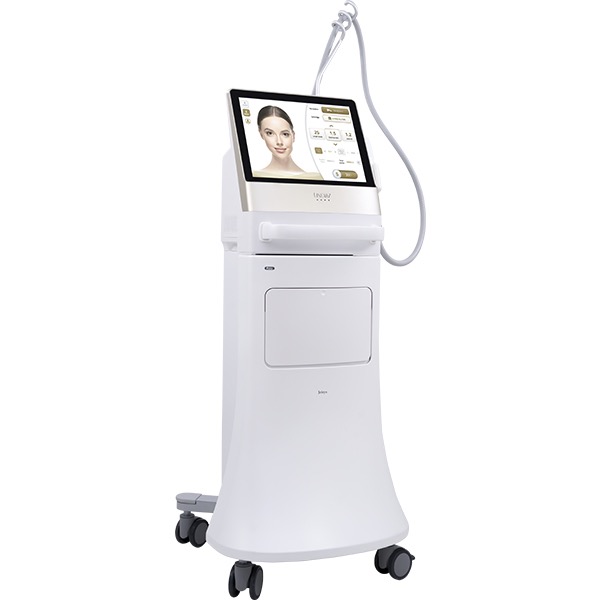 EE8FF1C1-400C-432C-BA82-0E2E4C73B0EE